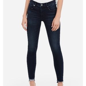 Mid-Rise Ankle Length Perfect Raw Hem Leggings